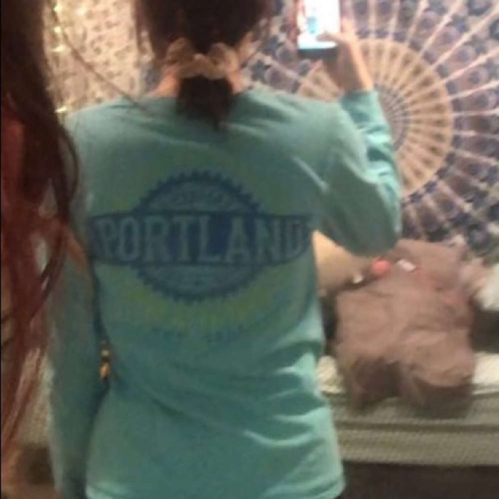 Long sleeve tee shirt